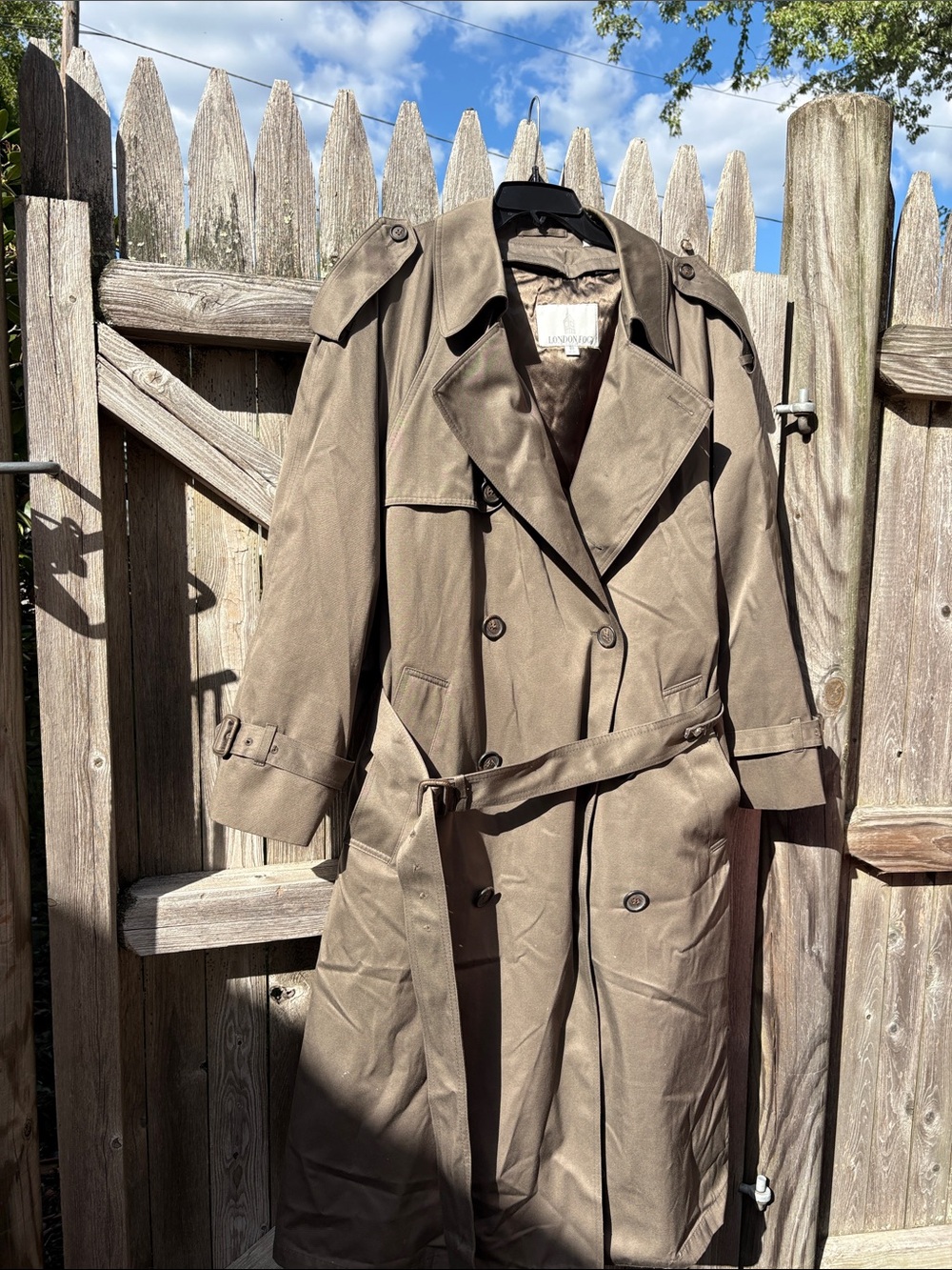 London Fog 40S olive cotton trench.
